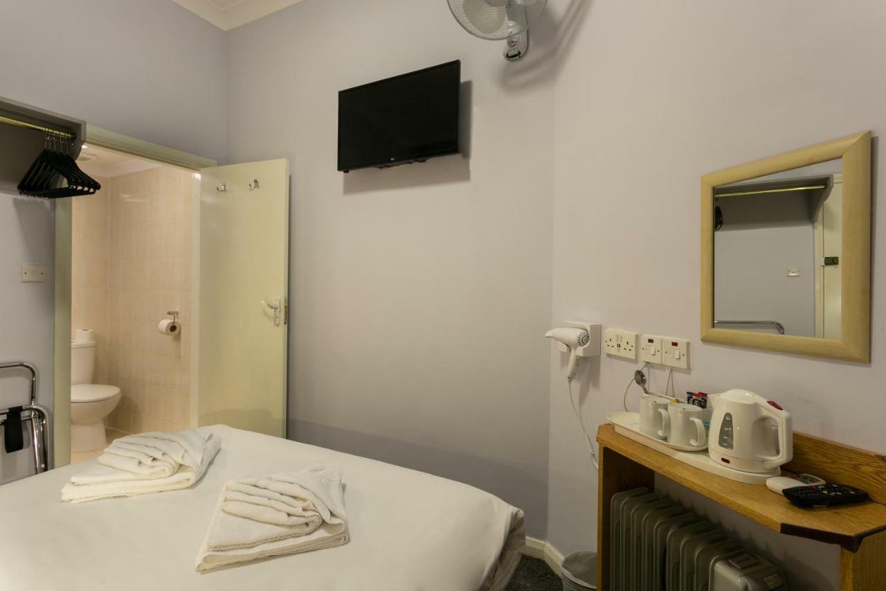 Victoria Station Hotel London Bagian luar foto